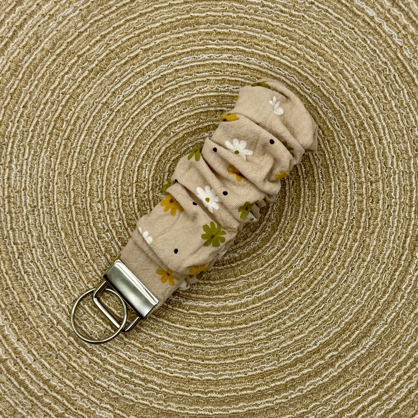 Pols scrunchie beige bloem