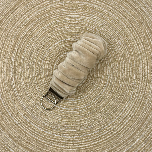 Pols scrunchie velvet beige